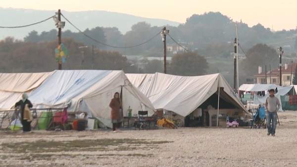Campo de Refugiados de Katsikas en Grecia. Campo de Refugiados de Katsikas en Grecia.