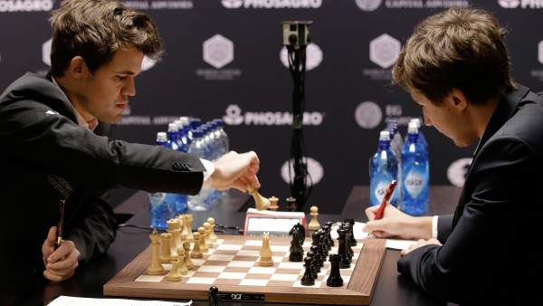 Carlsen contra Karjakin Carlsen contra Karjakin