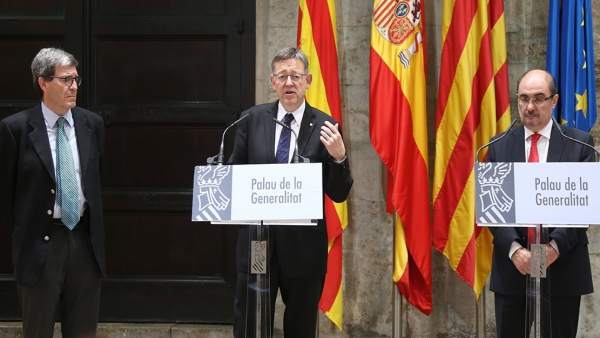 Ximo Puig junto a Aurelio Martínez y Javier Lambán Ximo Puig junto a Aurelio Martínez y Javier Lambán