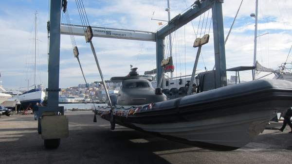 Botadura de un dron marino en Vigo. Botadura de un dron marino en Vigo.