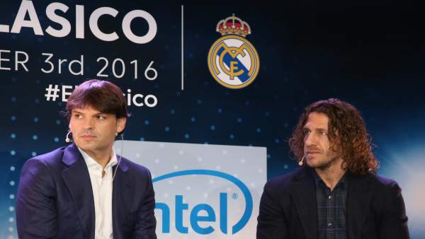 Puyol junto a Morientes Puyol junto a Morientes