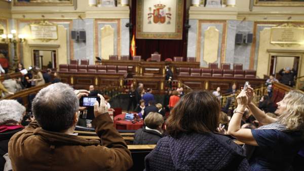 Los ciudadanos visitan el Congreso en la jornada de puertas abiertas Los ciudadanos visitan el Congreso en la jornada de puertas abiertas