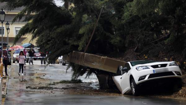 Destrozos por las lluvias Destrozos por las lluvias