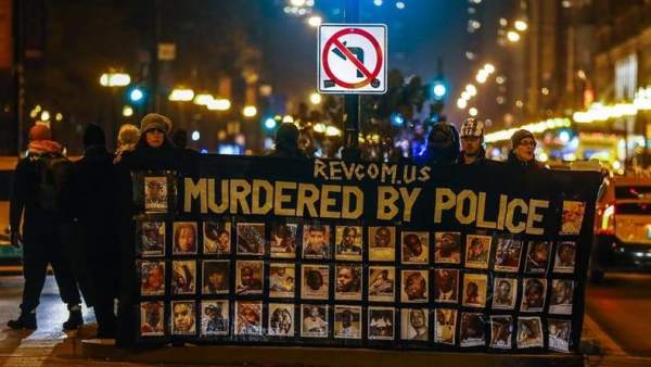 Marcha en Chicago por el 'Black lives matter' Marcha en Chicago por el 'Black lives matter'
