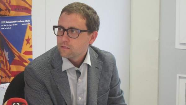 Albert Royo, secr. Gral. Del Diplocat. Albert Royo, secr. Gral. Del Diplocat.