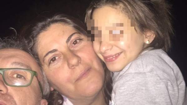 Familia de la niña con envejecimiento prematuro. Familia de la niña con envejecimiento prematuro.