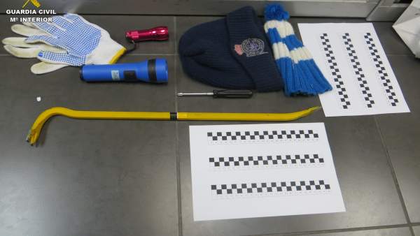 Detenidos tres varones por seis robos en establecimientos de hostelería coruñese Detenidos tres varones por seis robos en establecimientos de hostelería coruñese