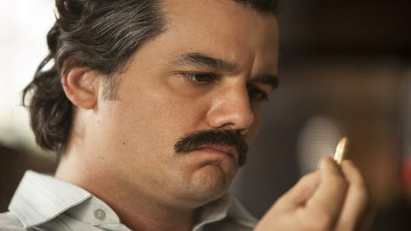 Wagner Moura es Pablo Escobar en Narcos Wagner Moura es Pablo Escobar en Narcos