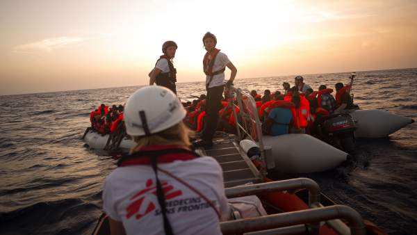 Inmigrantes y refugiados rescatados por MSF en el Mediterráneo Inmigrantes y refugiados rescatados por MSF en el Mediterráneo