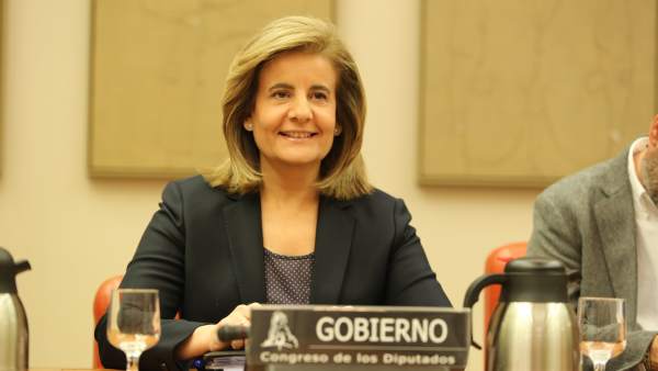 Fátima Báñez Fátima Báñez