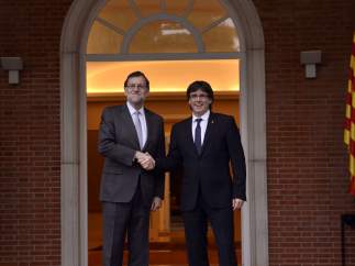 Mariano Rajoy y Carles Puigdemont
