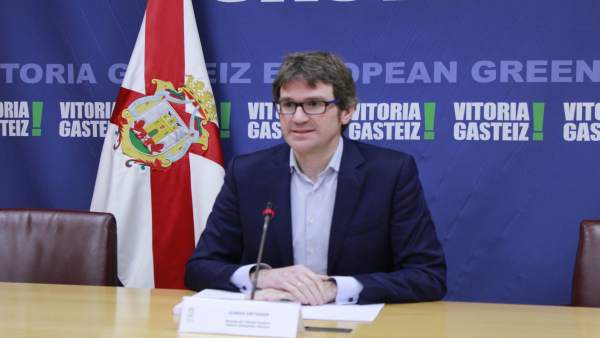 Gorka Urtaran, en rueda de prensa Gorka Urtaran, en rueda de prensa