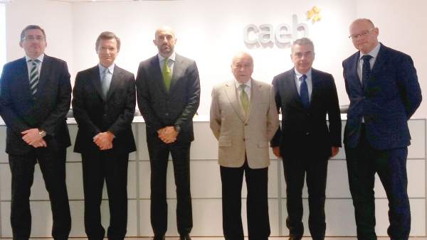 Jornada de CAEB y Bankia sobre extrenalización Jornada de CAEB y Bankia sobre extrenalización