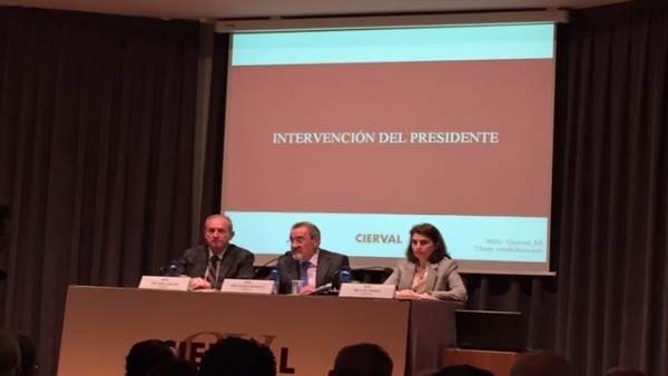 Cierval insta a les provincials a treballar: "Si no eixim reforçats d'esta situació, per a alguns serà letal" Cierval insta a les provincials a treballar: "Si no eixim reforçats d'esta situació, per a alguns serà letal"