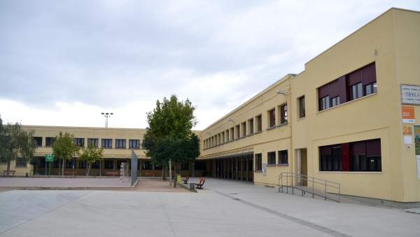 Colegio Comarcal Moncayo, en Tarazona Colegio Comarcal Moncayo, en Tarazona