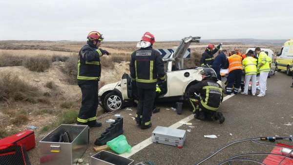 Accidente de tráfico en la N-232, en Alzaila (Teruel) Accidente de tráfico en la N-232, en Alzaila (Teruel)