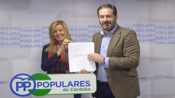 Alarcón y Molina en la sede del PP Alarcón y Molina en la sede del PP