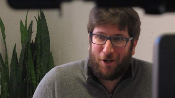 Miguel Urbán: "Tant me fa si Pablo i Íñigo es porten bé o malament. El fet important és que estem generant desafecció" Miguel Urbán: "Tant me fa si Pablo i Íñigo es porten bé o malament. El fet important és que estem generant desafecció"