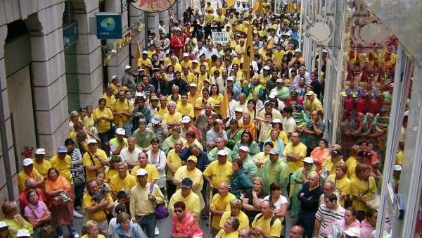 Marcha de los afectados por derribos Marcha de los afectados por derribos