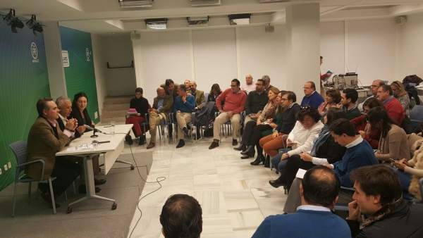 Reunión de los compromisarios del PP. Reunión de los compromisarios del PP.