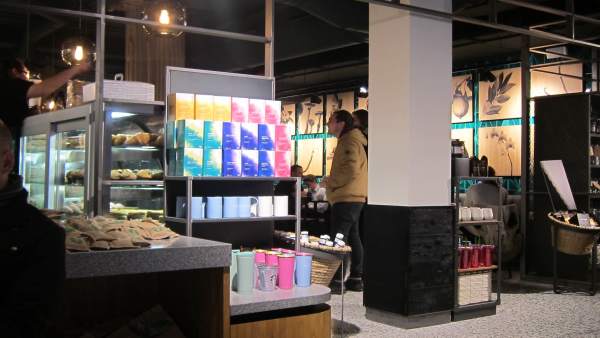 Starbucks en San Sebastián. Starbucks en San Sebastián.