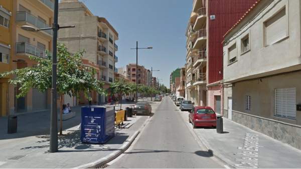 La Generalitat assumeix la tutela de la xiqueta apunyalada pel seu pare a Benifaió La Generalitat assumeix la tutela de la xiqueta apunyalada pel seu pare a Benifaió