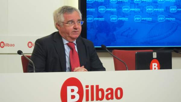 Luis Eguíluz, portavoz de PP Luis Eguíluz, portavoz de PP