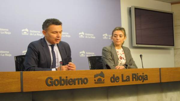 Escobar y Maiso en comparecencia de prensa Escobar y Maiso en comparecencia de prensa