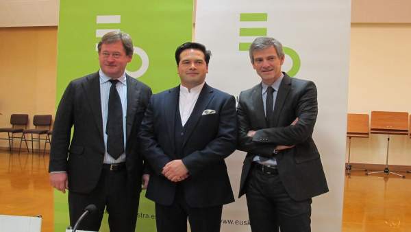 Zupiria, Treviño y Roch. Zupiria, Treviño y Roch.