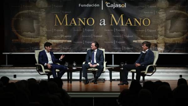 López y Simóy Cayetano Martínez Irujo en el Mano a mano de Cajasol López y Simóy Cayetano Martínez Irujo en el Mano a mano de Cajasol