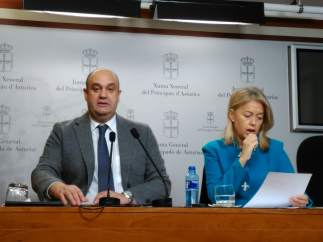 La presidenta de Foro, Cristina Coto y el diputado de la formación, Pedro Leal.