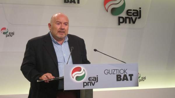 Iñigo Iturrate, parlamentario del PNV Iñigo Iturrate, parlamentario del PNV