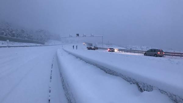 Autovía A7 a su paso por Alcoi este jueves a primera hora Autovía A7 a su paso por Alcoi este jueves a primera hora