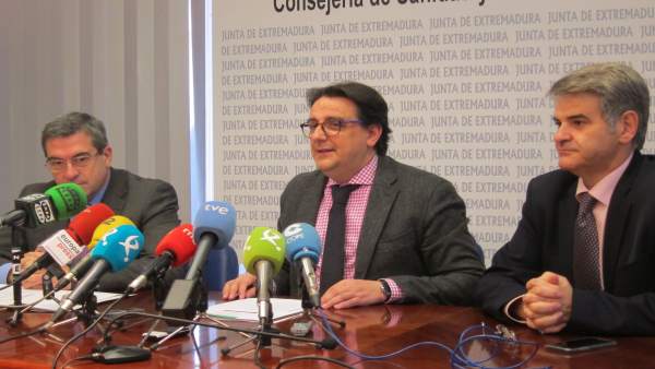 Luis López, José María Vergeles y Ceciliano Franco Luis López, José María Vergeles y Ceciliano Franco