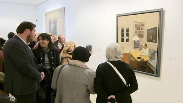 Autoridades y artistas visitan la exposición Autoridades y artistas visitan la exposición