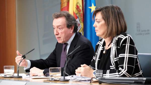 De Santiago-Juárez y Marcos tras el Consejo de Gobierno De Santiago-Juárez y Marcos tras el Consejo de Gobierno