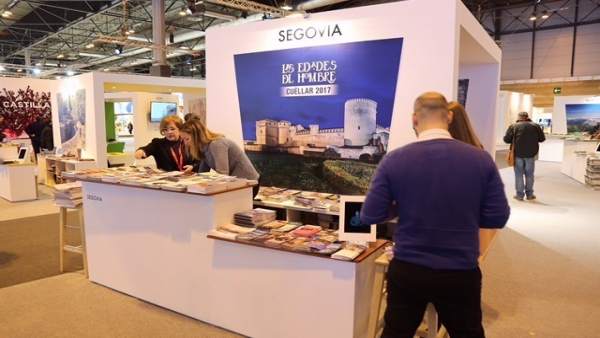 Expositor de Segovia en FITUR Expositor de Segovia en FITUR