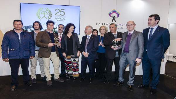 Mojácar reconoce con el Indalo de Oro a la figura de Jacinto Alarcón. Mojácar reconoce con el Indalo de Oro a la figura de Jacinto Alarcón.