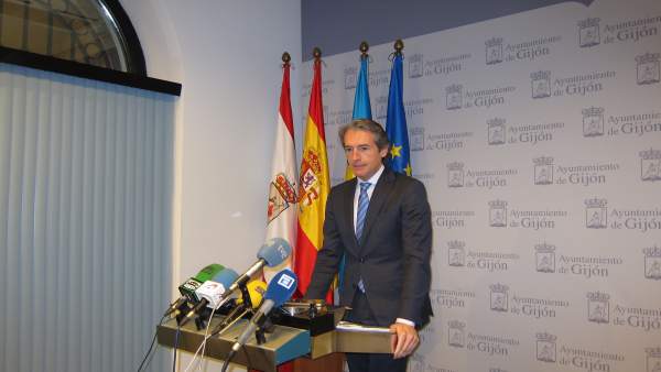 Iñigo de la Serna. Iñigo de la Serna.