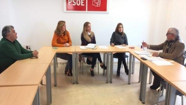 Reunión del PSOE por el Chare de Lepe Reunión del PSOE por el Chare de Lepe