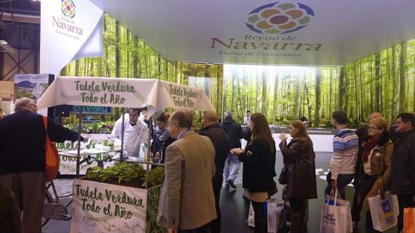 Degustación de cogollos de Tudela en el stand de Navarra en Fitur Degustación de cogollos de Tudela en el stand de Navarra en Fitur