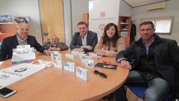 Reunión del Imdeec y Wug Functional Gums Reunión del Imdeec y Wug Functional Gums