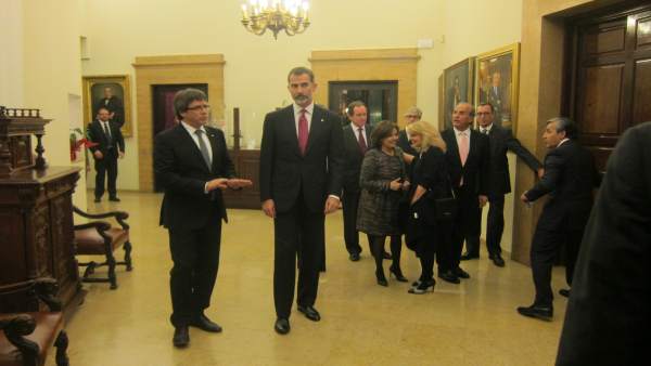 C.Puigdemont, Rey Felipe, J.Gay de Montellà (Fomento), vicepta.S.S.De Santamaría C.Puigdemont, Rey Felipe, J.Gay de Montellà (Fomento), vicepta.S.S.De Santamaría