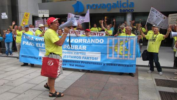Protesta en Vigo de afectados por las preferentes. Protesta en Vigo de afectados por las preferentes.