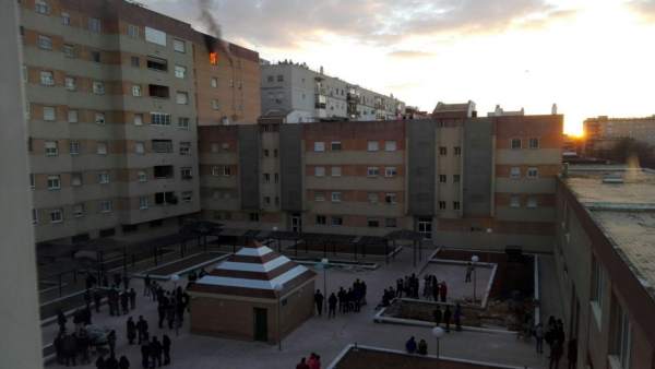 Incendio en una vivienda de Sevilla Este Incendio en una vivienda de Sevilla Este