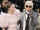 Karl Lagerfeld, "harto" del #MeToo: "Si no quieres que te bajen los pantalones, métete en un convento de monjas"