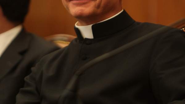 Fernando Ocáriz, nuevo Gran Canciller de la Universidad de Navarra. Fernando Ocáriz, nuevo Gran Canciller de la Universidad de Navarra.
