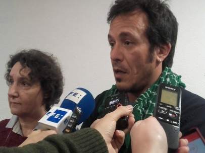 Kichi y la candidata Beatriz Gimeno presentan la lista 'Podemos en Movimiento'