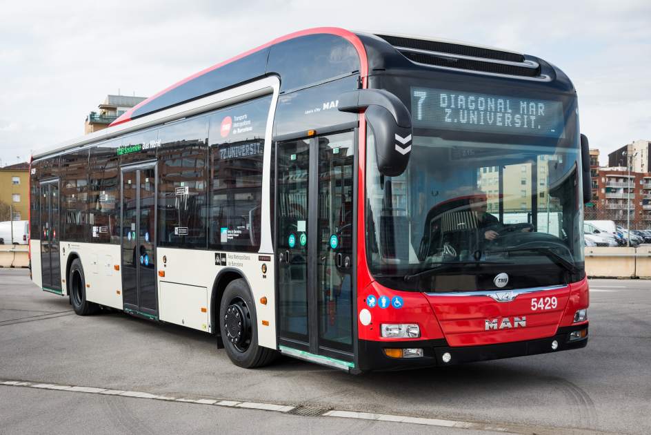 Barcelona instala 'wifi' en todos los autobuses de TMB durante marzo