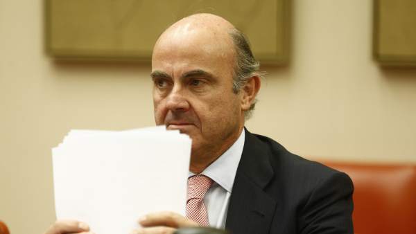 Luis de Guindos comparece en la Comisión de Economía del Congreso Luis de Guindos comparece en la Comisión de Economía del Congreso